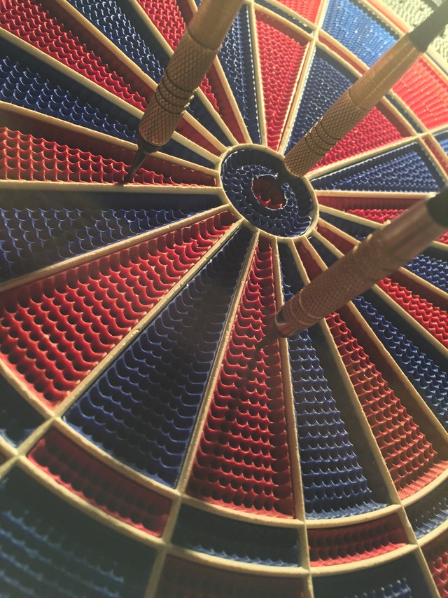 image of a dart board target